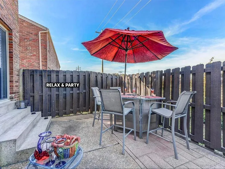 1210 Clarkson Ct #1210 — Photo 21