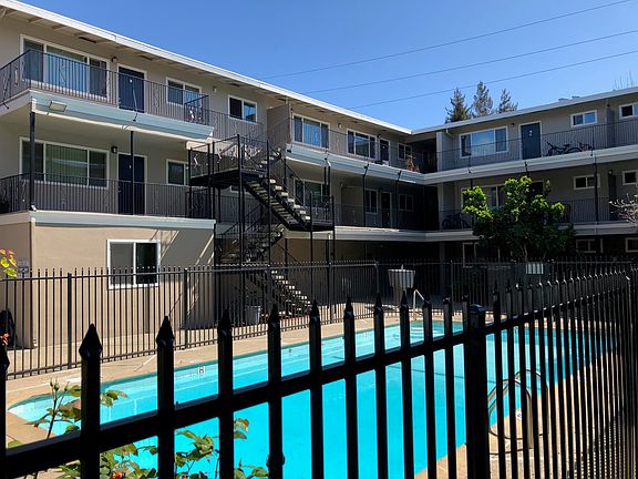 2nd image of 240 Ortega Ave APT 19