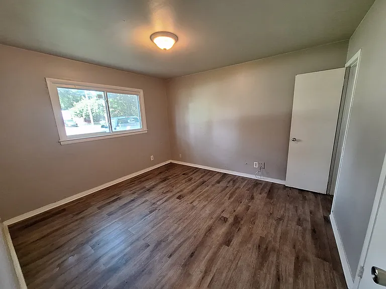 Bedroom master