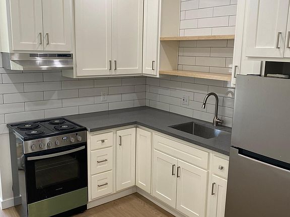 Brand new custom kitchen