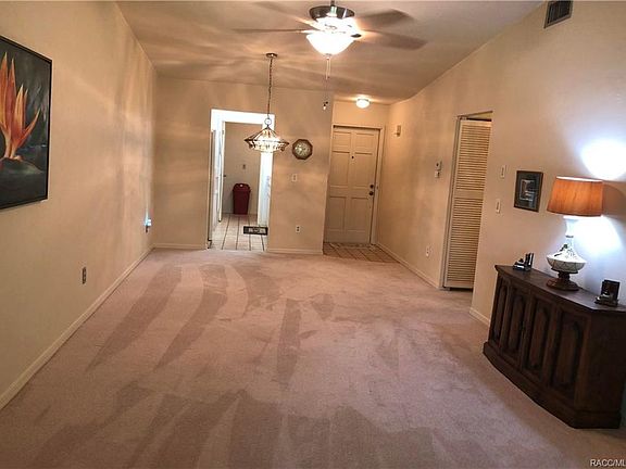 4th image of 385 E Hartford St APT 8A