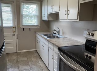 3490 S 82nd St APT 5, Omaha, NE 68124