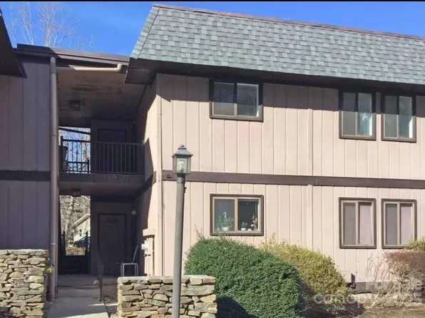 33 Lake Dr APT G8, Hendersonville, NC 28739