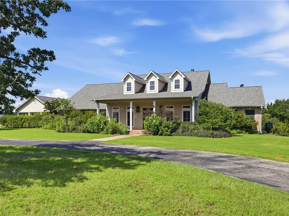 13876 Alacia Ct, College Station, TX 77845