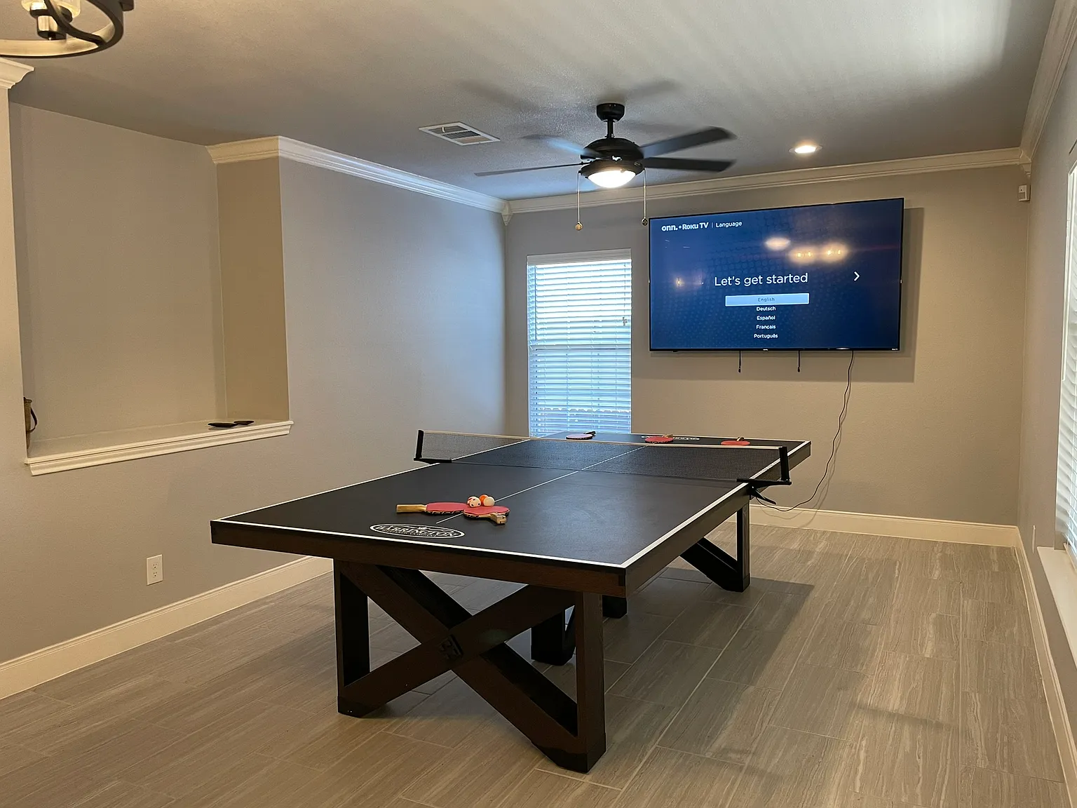 5 bed, 2855 sqft, $6,900 — Photo 2