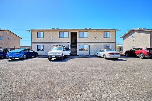 2541 Grand Ave Photo 1