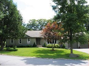 2nd image of 6 Adams Cir