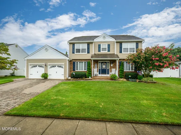 19 Jennifer Drive, Howell, NJ 07731