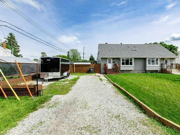 165 W Tamarac Blvd, Red Deer County, AB T4S 1V6