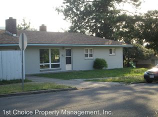 906 N 6th St, Klamath Falls, OR 97601