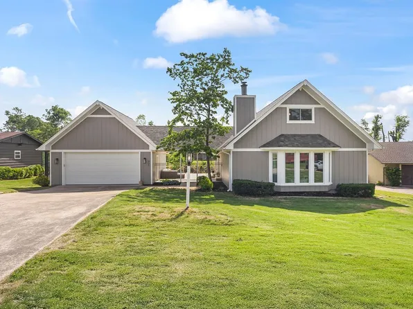405 S 37th St, Rogers, AR 72758