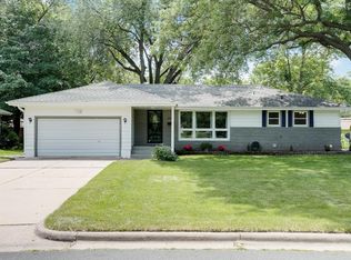 6901 Markwood Dr N, Crystal, MN 55427