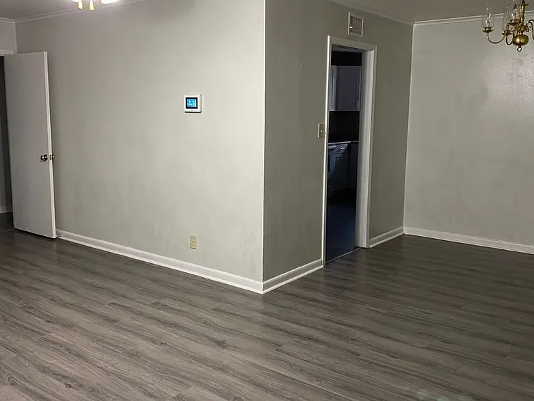833 Camilla Dr — Photo 5