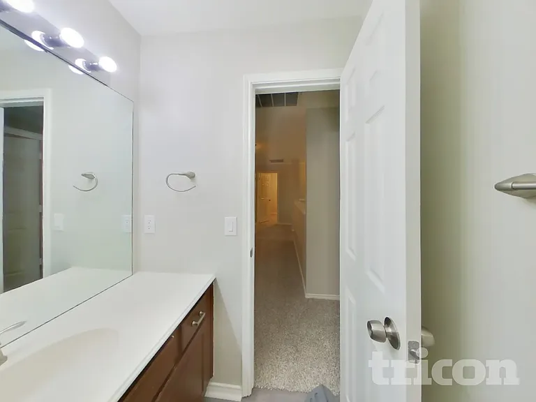 11222 Raveneaux Dr — Photo 20