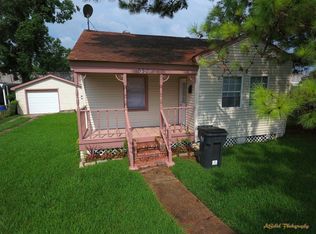 550 Warrington Dr, New Orleans, LA 70122