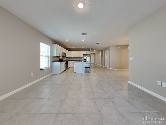 2nd image of 511 Taft Dr