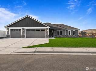 8391 Desert Greens Loop SE, Othello, WA 99344