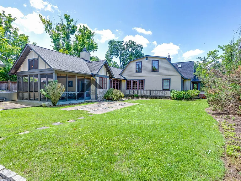 1802 Linden Ave — Photo 10