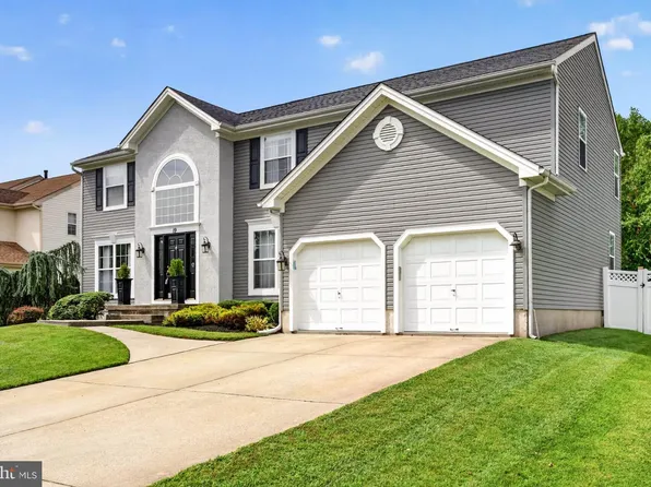 19 Annapolis Dr, Marlton, NJ 08053