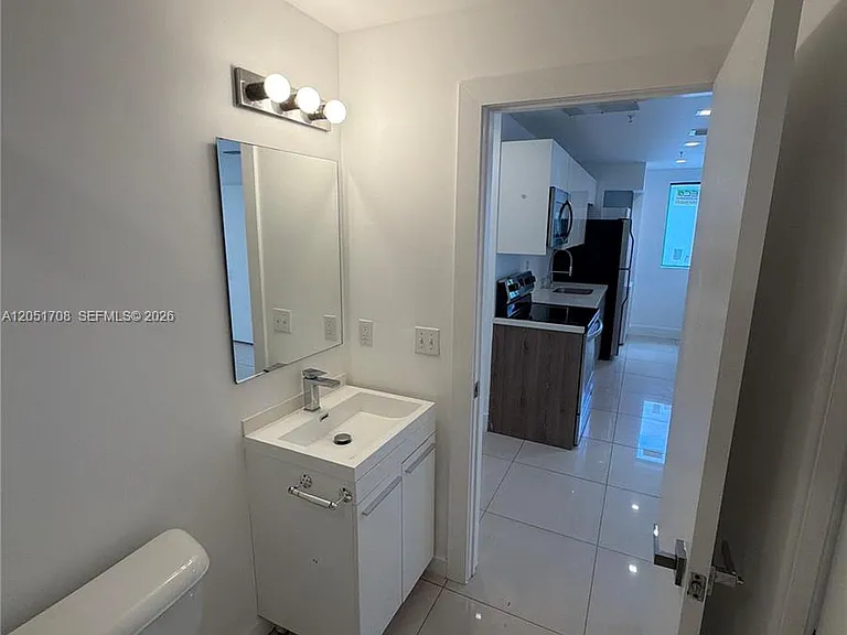 829 SW 18th Ave #211 — Photo 6