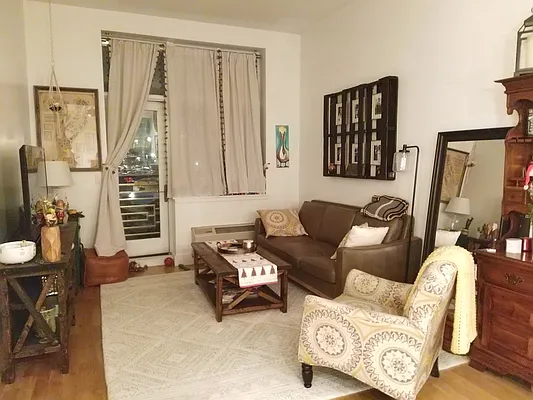 Rented by Fiddler Realty | media 21