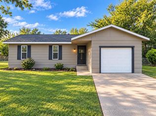 406 Christy Ct, Grove, OK 74344