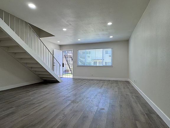 4th image of 2630 Milton Ave APT 2