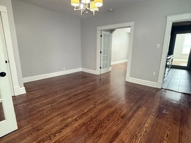 4734 McPherson Ave — Photo 8