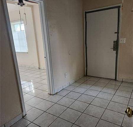5th image of 1546 NE 111th St APT 2