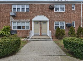 78-03 Cloverdale Blvd #B, Oakland Gardens, NY 11364