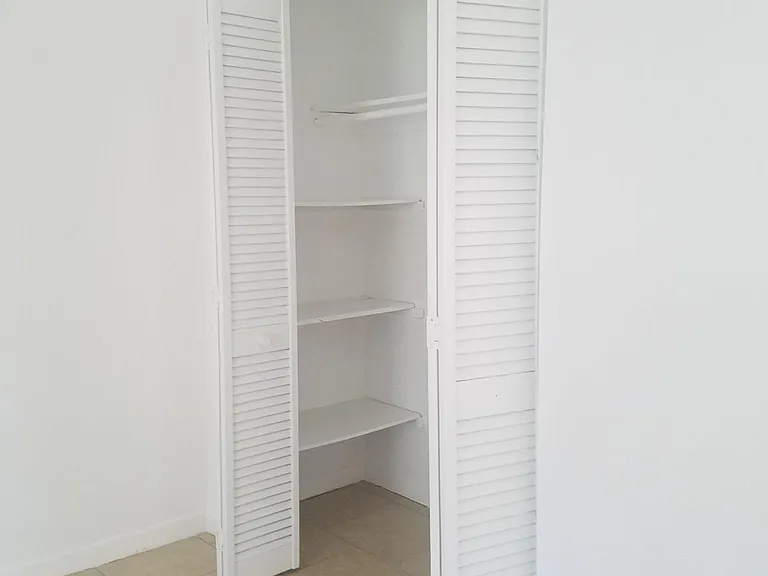 435 Earl Ave — Photo 17