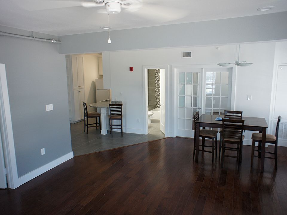 1st image of 123 W Defee Ave Unit 6
