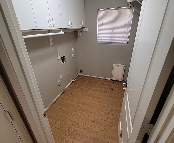 4606 E Meadow Dr — Photo 8