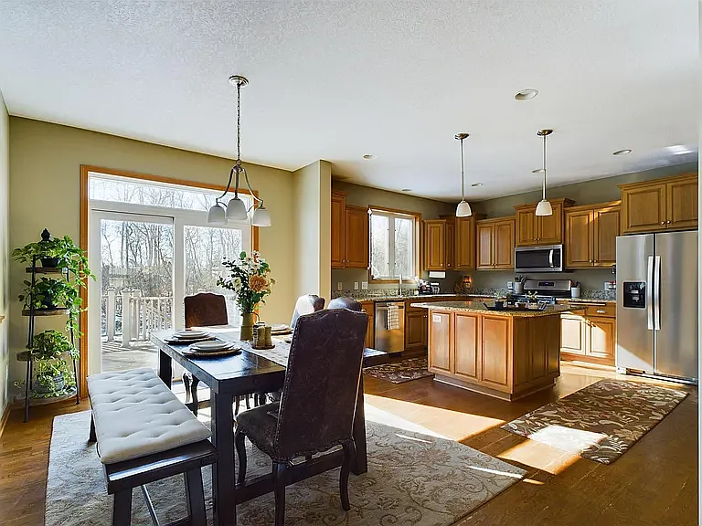 10543 Noble Cir N — Photo 5