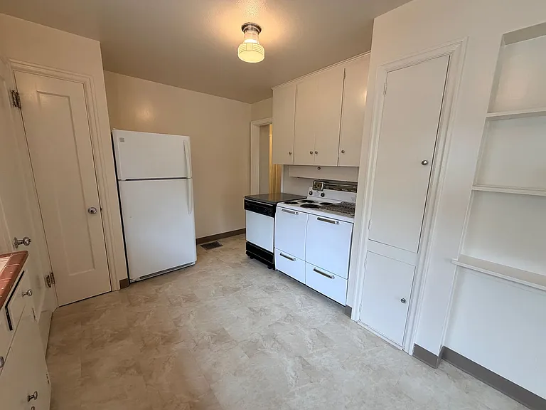 1717 SE 31st Ave — Photo 11