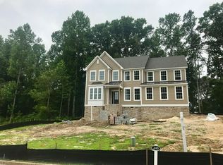 1425 Cypress Creek Pkwy, Smithfield, VA 23430