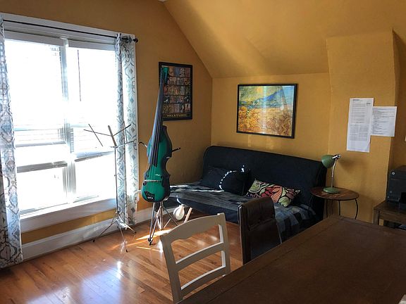 office or second bedroom