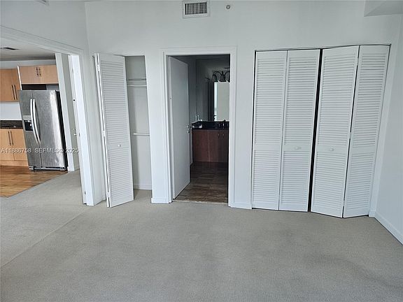 2nd image of 300 S Biscayne Blvd