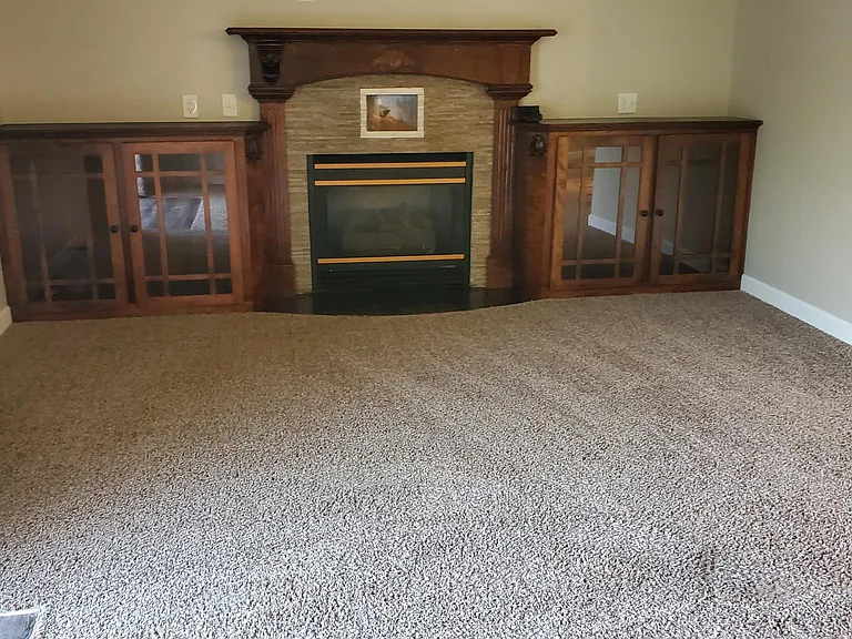 308 W Adams St — Photo 11