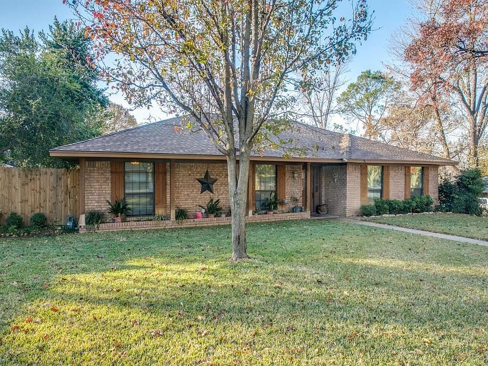 1st image of 1708 Camellia Dr