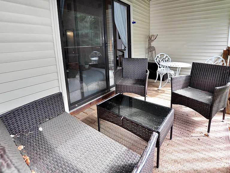 30 Simsbury Lndg #30 — Photo 33