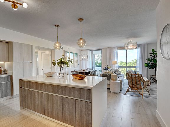 2nd image of 1111 SE 1st Ave #408