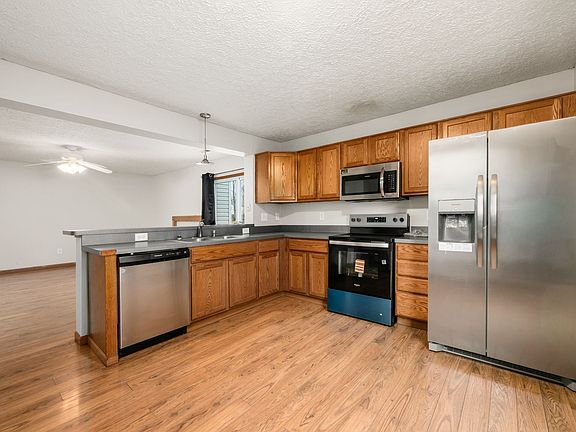 5th image of 1848 Passage Ln