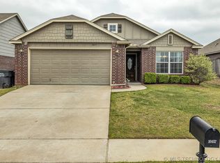 10457 S Kennedy St, Jenks, OK 74037