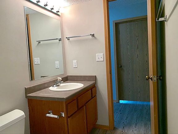 4th image of 1015 N 30th St #30-1017