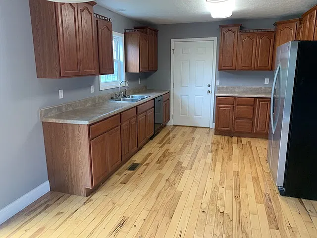 109 Hickory Avenue - 1 — Photo 3