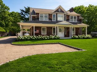 99 Turtle Cove Dr, Southampton, NY 11968