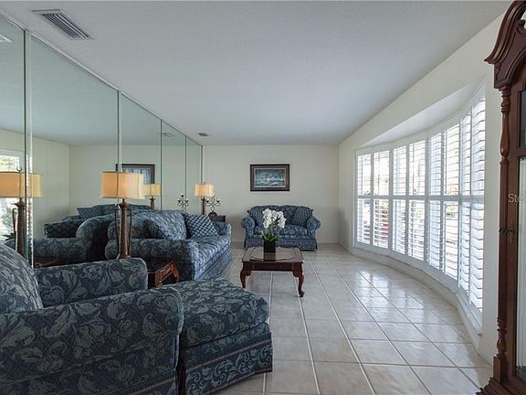 4th image of 1633 Montia Ct