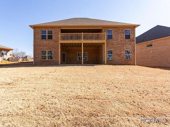 4th image of 1511 NE Bailey Ct