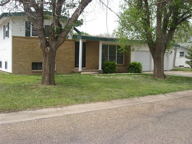 2nd image of 1120 Sunset Ave